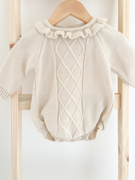 Ranita Amalia Beige